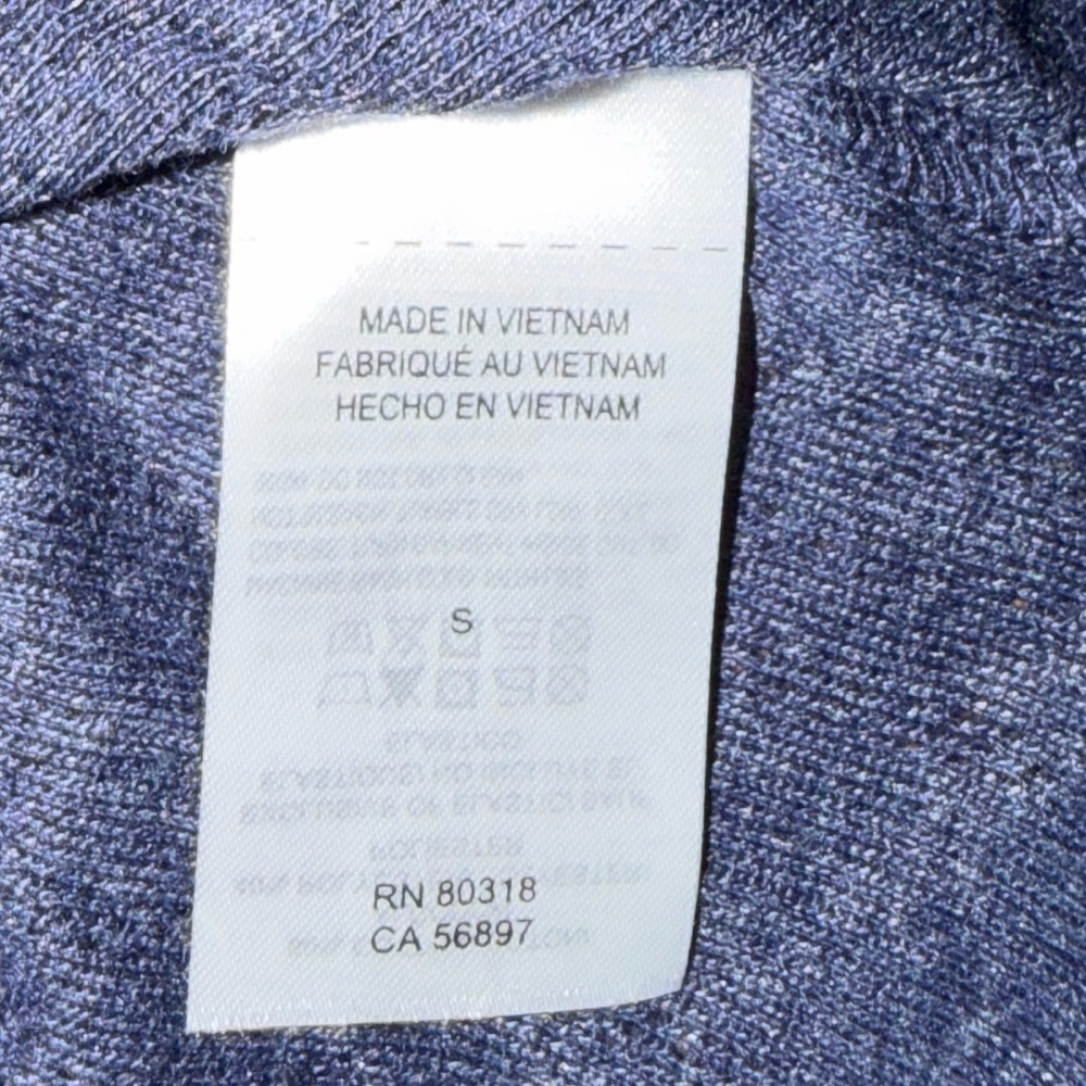 Lucky Brand Navy Blue Floral Short Sleeve Tee Size Small Fitted Sleeves - Picture 6 of 6